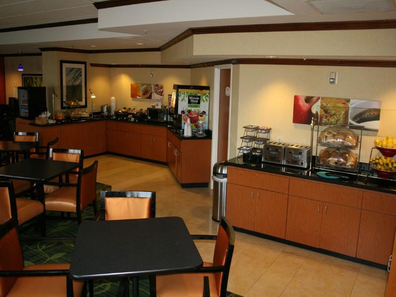 Fairfield Inn And Suites By Marriott Orlando Near Universal Orlando Eksteriør billede
