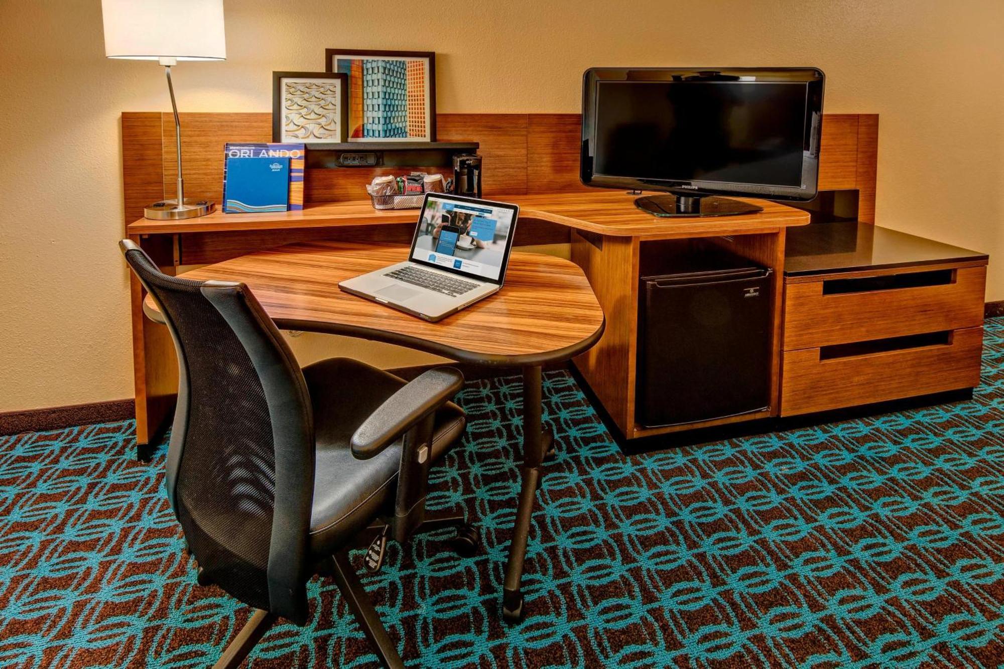Fairfield Inn And Suites By Marriott Orlando Near Universal Orlando Eksteriør billede